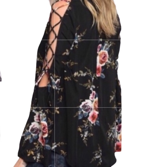 ❌DONATED❌Black Floral Print Lace Up Bell Sleeve Top - Picture 3 of 10